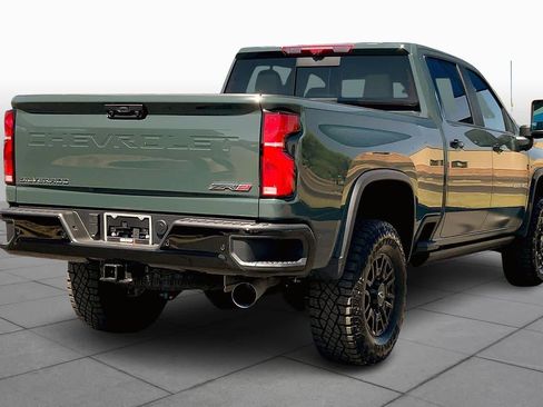 Used 2026 Chevrolet Silverado 2500 ZR2 image 13