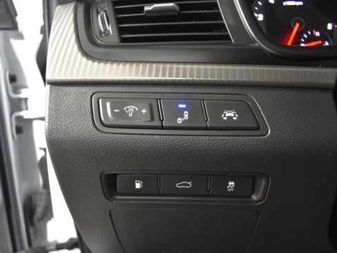 Used 2019 Hyundai Sonata Limited image 14