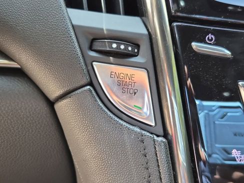 Used 2017 Cadillac ATS V w/ Luxury Package image 31