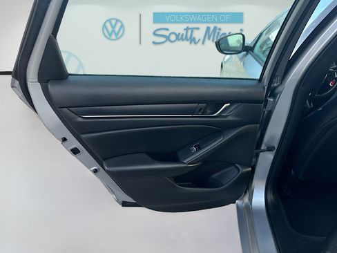 Used 2019 Honda Accord Sport image 24