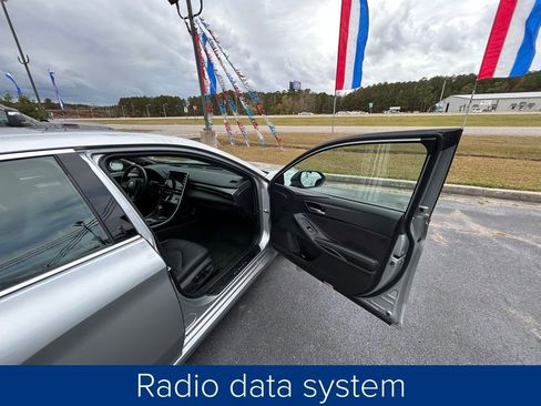 Used 2021 Toyota Avalon Touring image 23