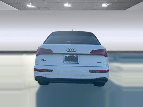 Used 2025 Audi Q5 2.0T Premium w/ Convenience Plus Package image 10