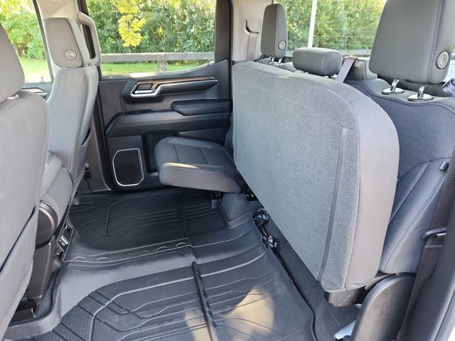 Used 2023 Chevrolet Silverado 1500 RST AWD/4WD image 27