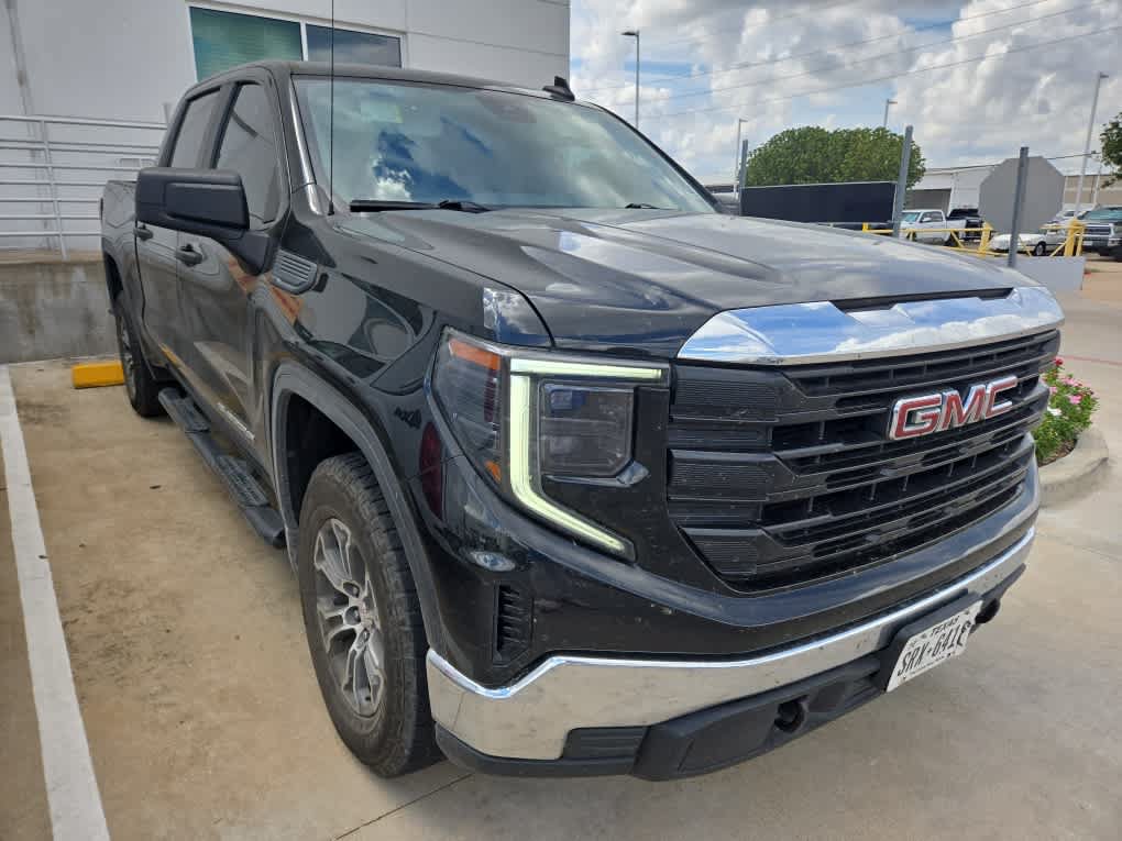 Used 2023 GMC Sierra 1500 Pro AWD/4WD image 2
