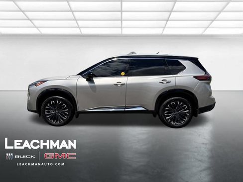 Used 2026 Nissan Rogue Platinum w/ Platinum Premium Package AWD/4WD image 2