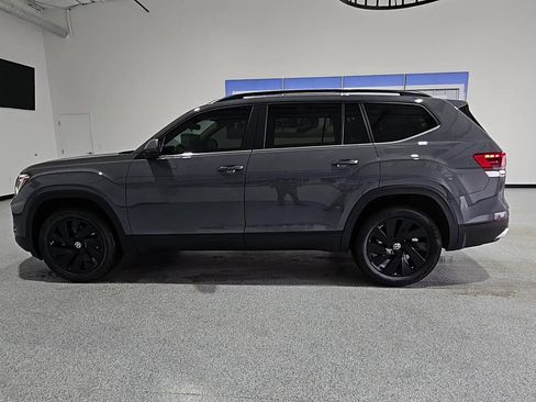 New 2026 Volkswagen Atlas SE FWD image 6