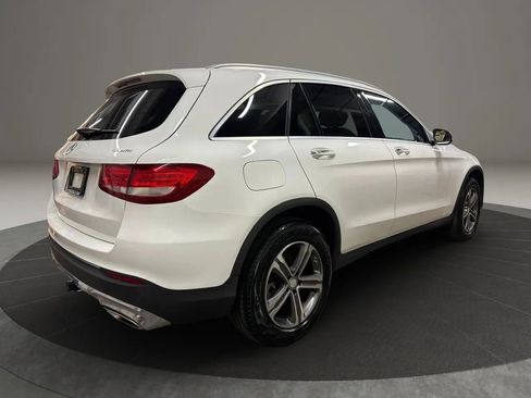 Used 2017 Mercedes-Benz GLC 300 4MATIC image 8