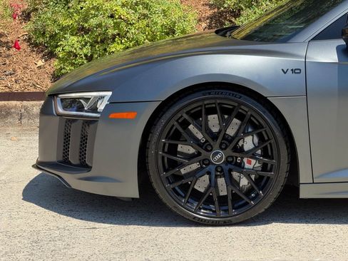 Used 2017 Audi R8 V10 plus AWD/4WD image 10