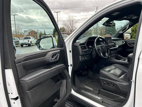 Used 2022 Chevrolet Tahoe RST w/ Luxury Package image 11