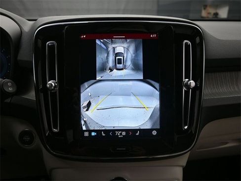 New 2025 Volvo XC40 B5 Plus w/ Protection Package Premier image 11