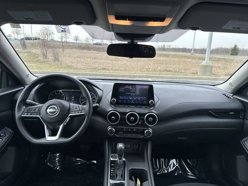 Used 2024 Nissan Sentra SV image 12