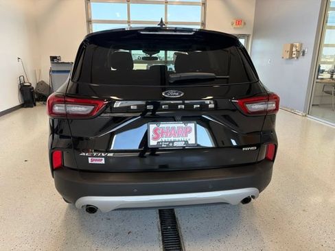 Used 2023 Ford Escape Active w/ Tech Pack #1 AWD/4WD image 7