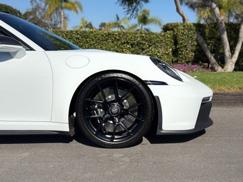 Used 2022 Porsche 911 GT3 image 9