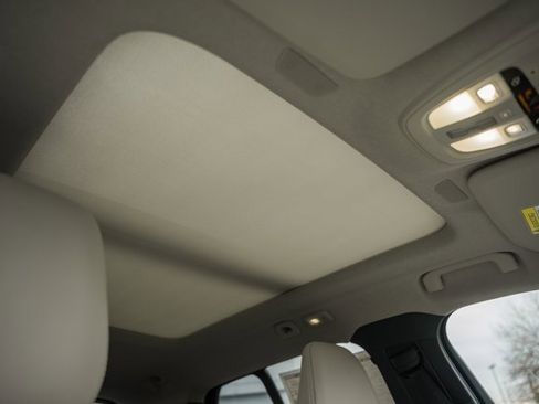 New 2026 Volvo XC40 B5 Plus w/ Protection Package Premier image 33