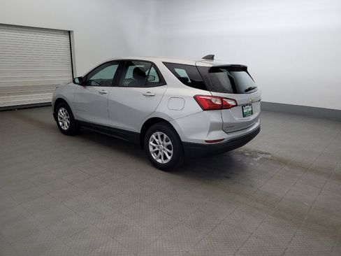 Used 2019 Chevrolet Equinox LS FWD image 3