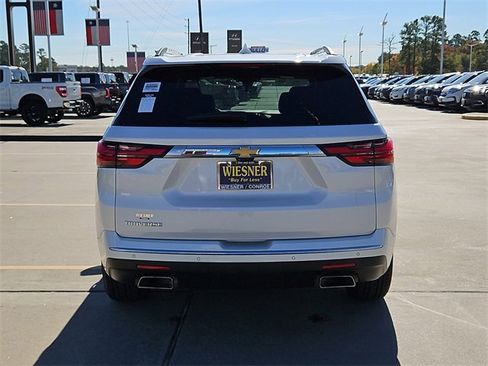 Used 2022 Chevrolet Traverse High Country w/ LPO, Cargo Package image 12