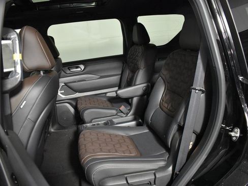 New 2026 Nissan Armada Platinum image 36