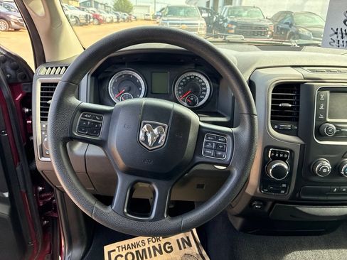Used 2019 RAM 1500 Express w/ Express Value Package AWD/4WD image 16