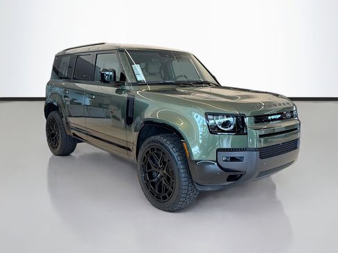 New 2026 Land Rover Defender 110 X-Dynamic SE AWD/4WD image 7
