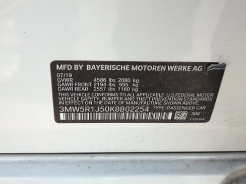 Used 2019 BMW 330i Sedan w/ Driving Assistance Package image 29