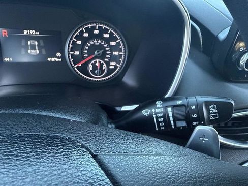 Used 2023 Hyundai Santa Fe SE image 30