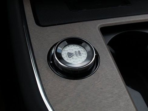 New 2025 Volvo EX90 Ultra image 27