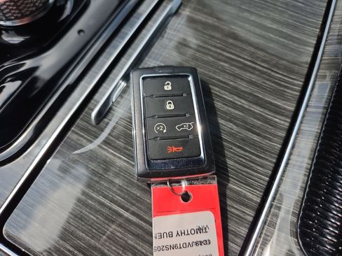 Used 2022 Jeep Wagoneer Series III w/ Flexible Seating Group AWD/4WD image 27