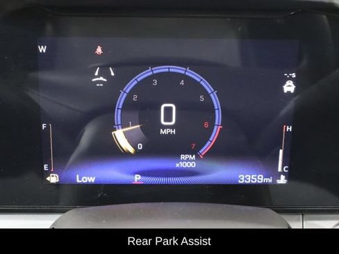 Used 2025 Chevrolet Trax LT w/ Driver Confidence Package FWD image 11