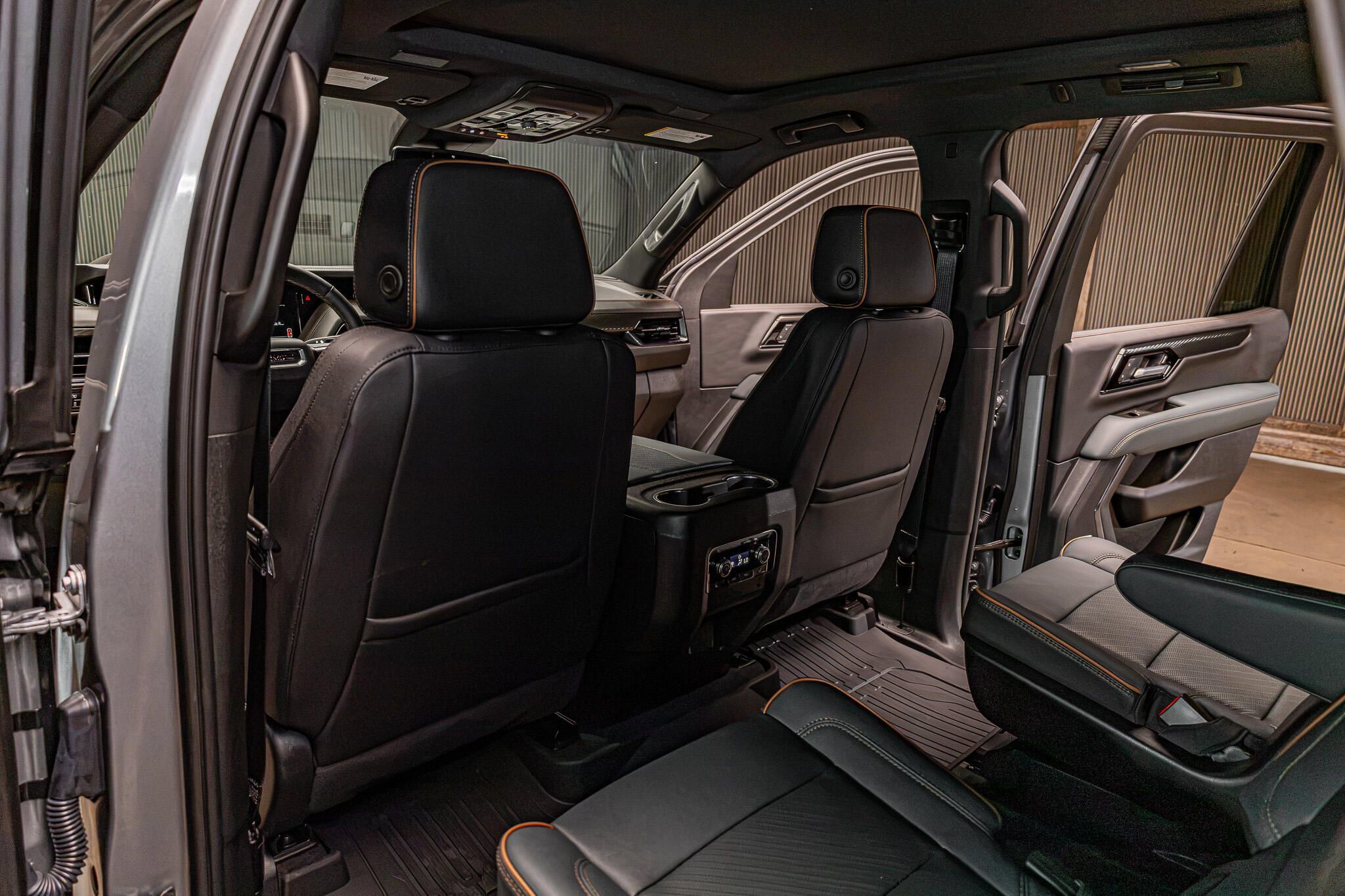 Used 2026 GMC Yukon AT4 AWD/4WD image 23