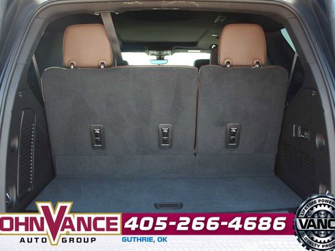 Used 2022 Chevrolet Tahoe High Country image 10