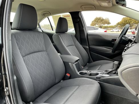 Used 2024 Toyota Corolla LE image 23