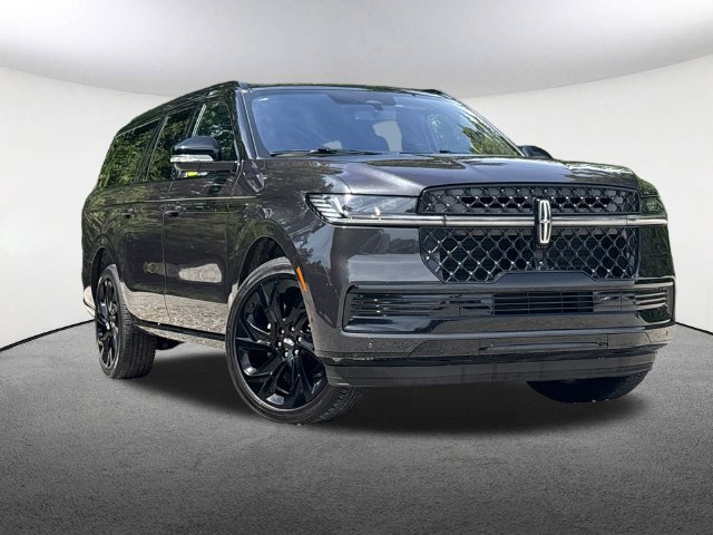 Used 2025 Lincoln Navigator L Black Label AWD/4WD image 14