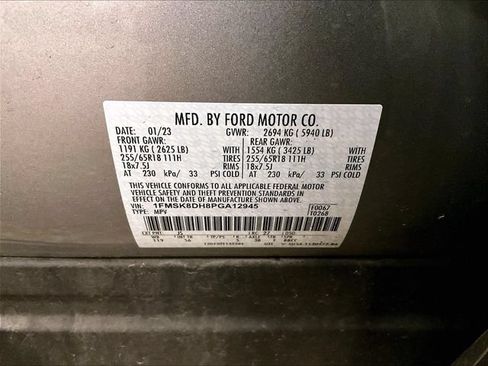 Certified 2023 Ford Explorer XLT w/ Equipment Group 202A AWD/4WD image 34