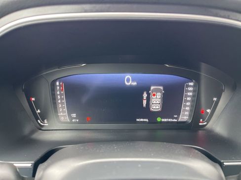 Used 2025 Honda Pilot Elite image 9