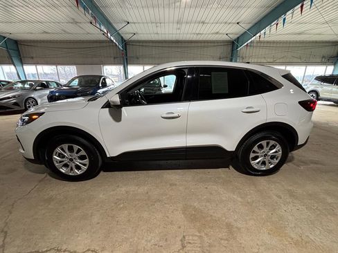 Used 2023 Ford Escape Active w/ Tech Pack #2 image 4