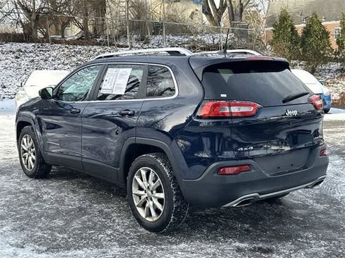 Used 2016 Jeep Cherokee Limited image 29