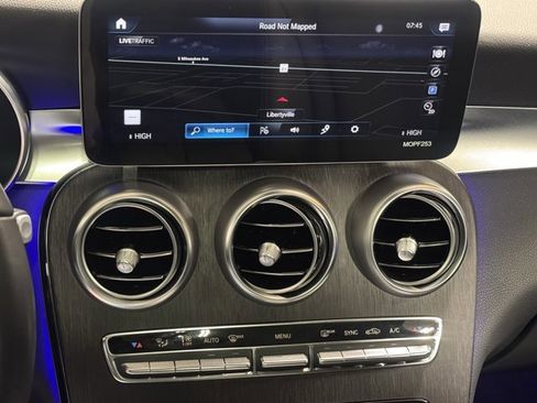 Used 2022 Mercedes-Benz GLC 300 4MATIC image 34