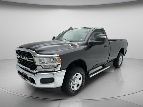 Used 2024 RAM 2500 Tradesman w/ Towing Technology Group AWD/4WD image 4