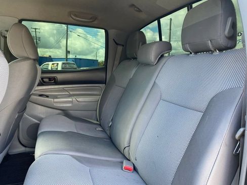 Used 2015 Toyota Tacoma 4x4 Double Cab image 15