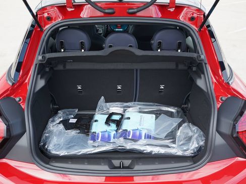 New 2026 MINI Cooper 4-Door Hardtop FWD image 11