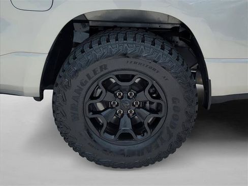 Used 2022 RAM 1500 Big Horn RWD image 25