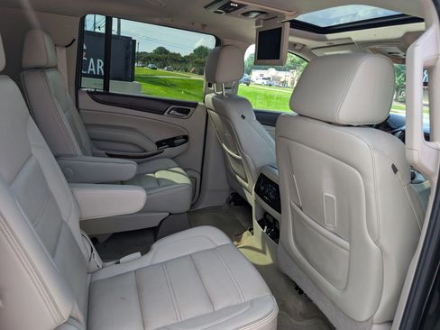 Used 2016 GMC Yukon XL Denali w/ Open Road Package AWD/4WD image 35