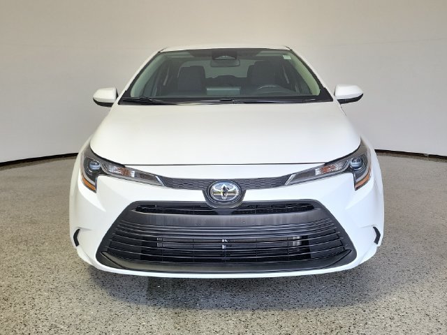 Used 2026 Toyota Corolla LE FWD image 3