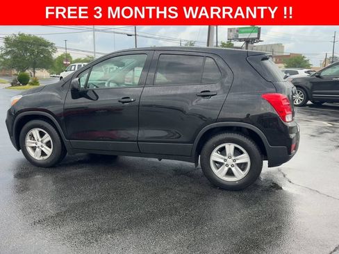 Used 2020 Chevrolet Trax LS w/ Tint and Cruise Package FWD image 5