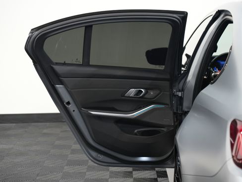 Used 2023 BMW M3 Competition w/ Executive Package image 29