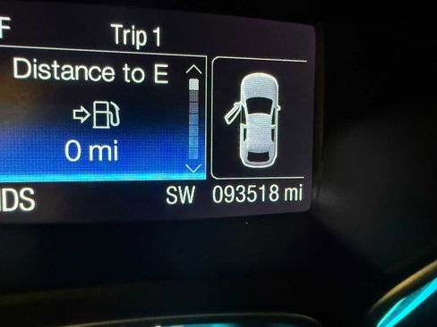 Used 2015 Ford Escape Titanium w/ Equipment Group 301A AWD/4WD image 37