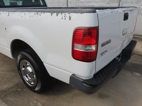 Used 2006 Ford F150 XL RWD image 14