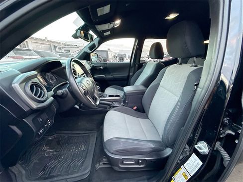 Used 2021 Toyota Tacoma TRD Sport image 23