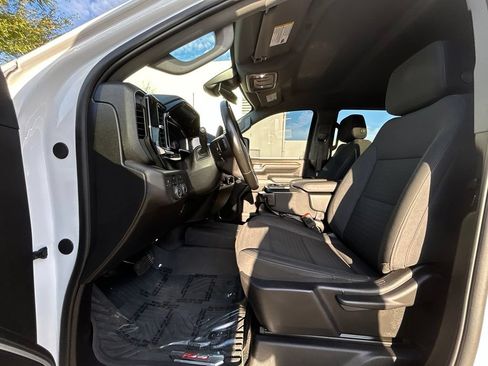 Used 2024 Chevrolet Silverado 2500 LT AWD/4WD image 11