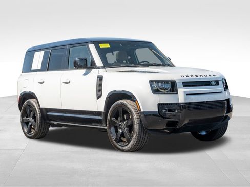 New 2025 Land Rover Defender 110 V8 image 3